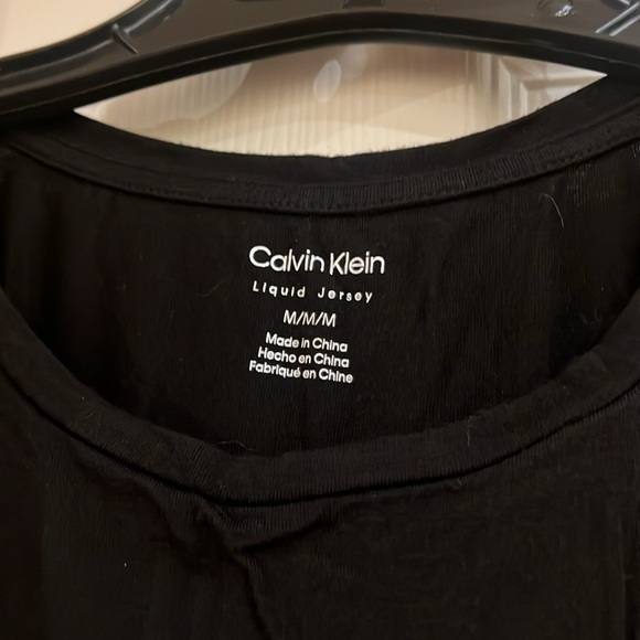 Calvin Klein liquid jersey long sleeve t 🖤 - Picture 2 of 5